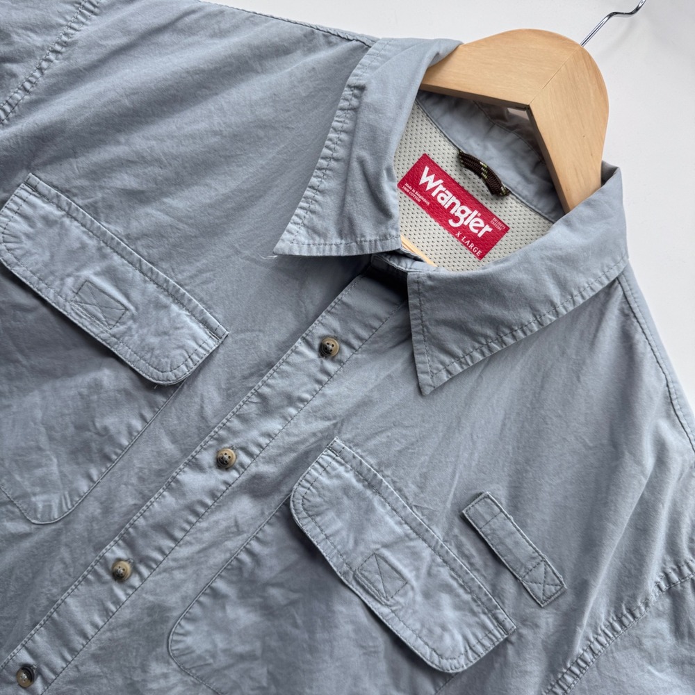 Wrangler Button Down Shirt XL Gray Blue SS Cotton Utility Pockets